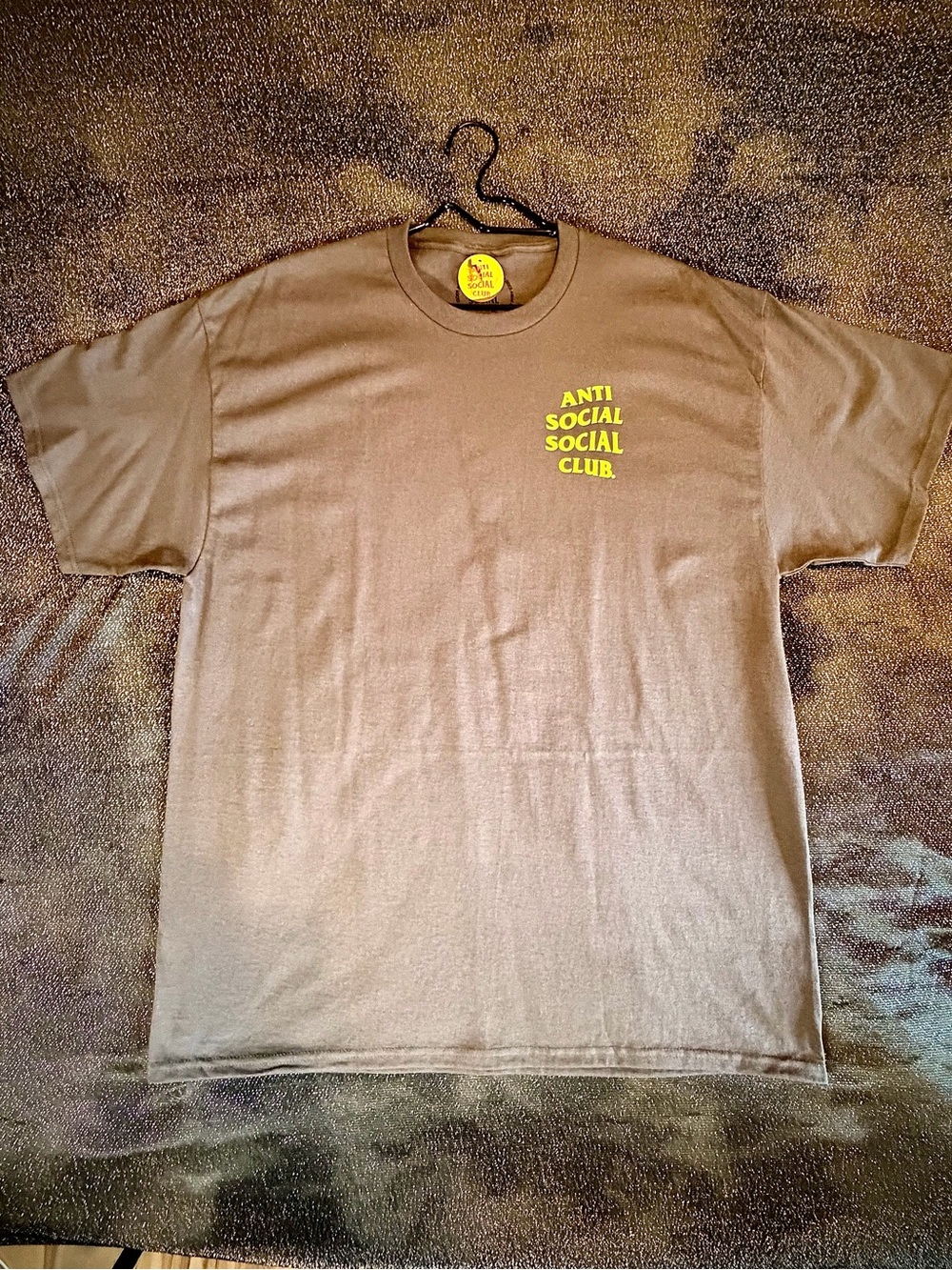 Anti Social Social Club ‘Frog’ Grey Tee Front and back Frog Graphic - Picture 3 of 5